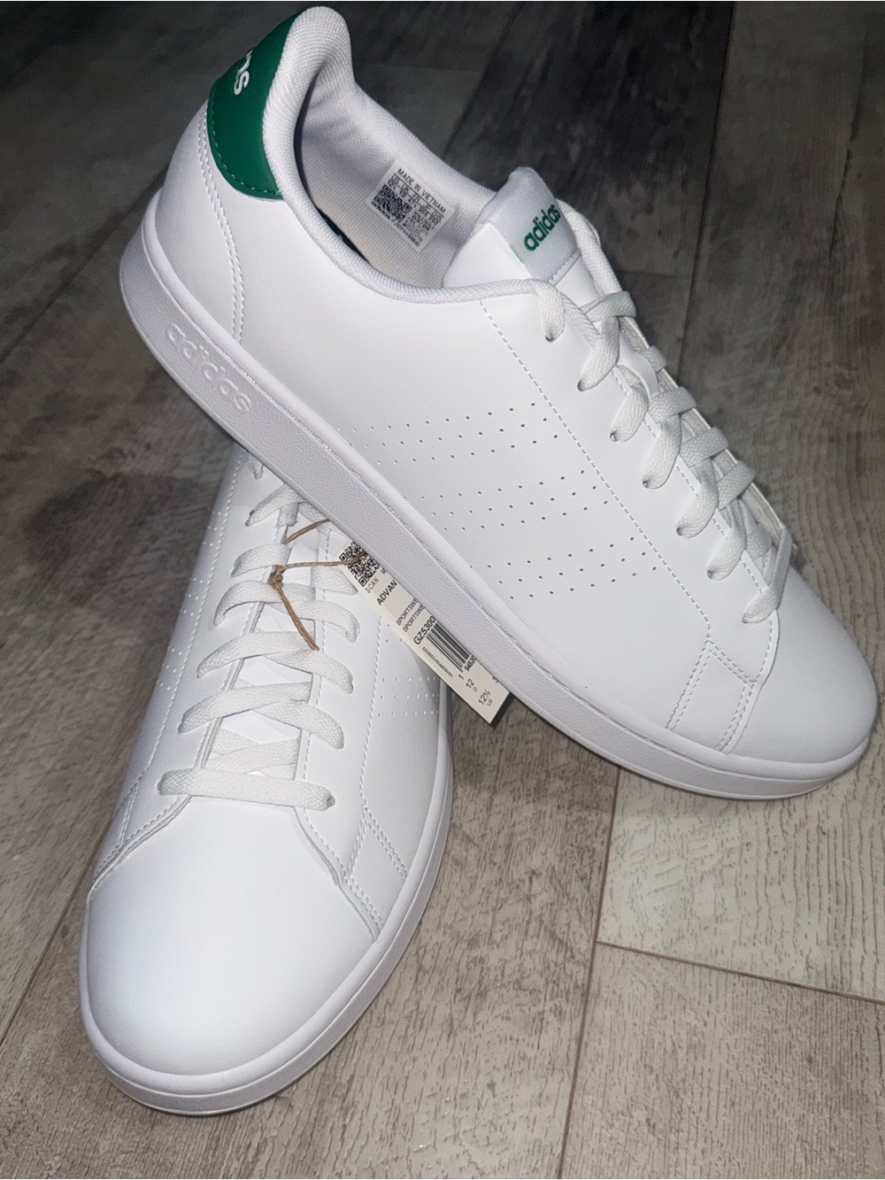 Adidas Advantage Men’s 12.5 White Green Low Top Sneakers GZ5300 New With Box